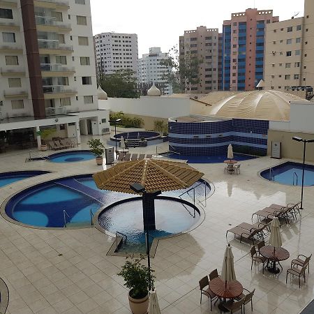 Ferienwohnung Residencial Casa Da Madeira Caldas Novas Exterior foto
